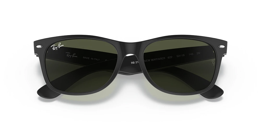 RB2132 New Wayfarer Classic