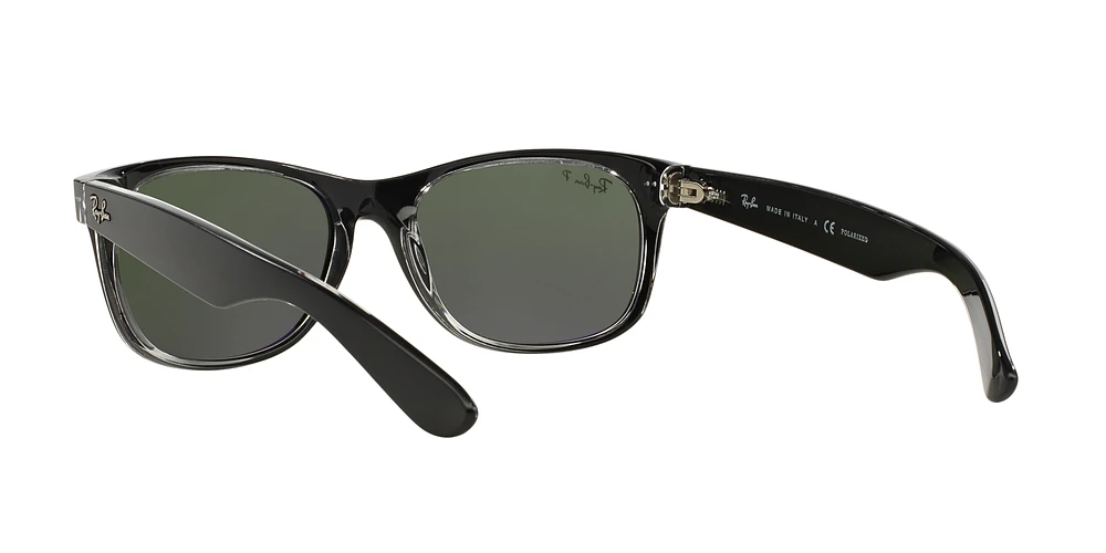 RB2132 New Wayfarer Classic