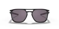 Oakley Man Matte Black