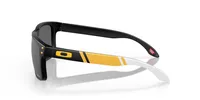 Oakley Man