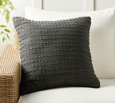 Winnet Textured Indoor/Outdoor Pillow
