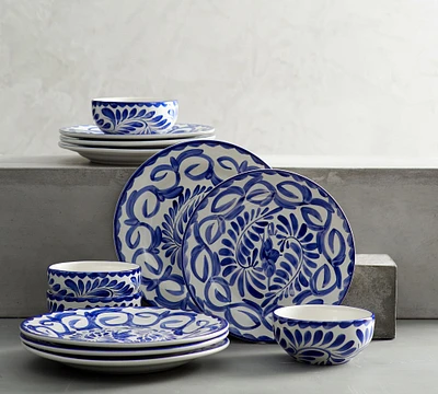 Puebla Stoneware Dinnerware Set