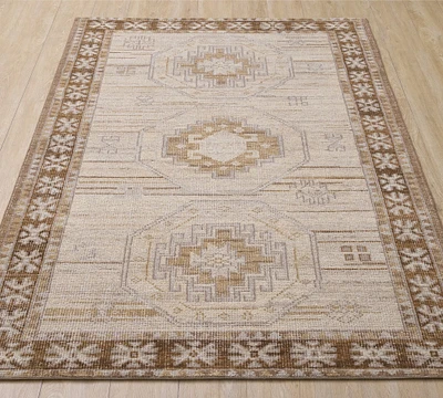 Juliet Hand-Knotted Wool Rug