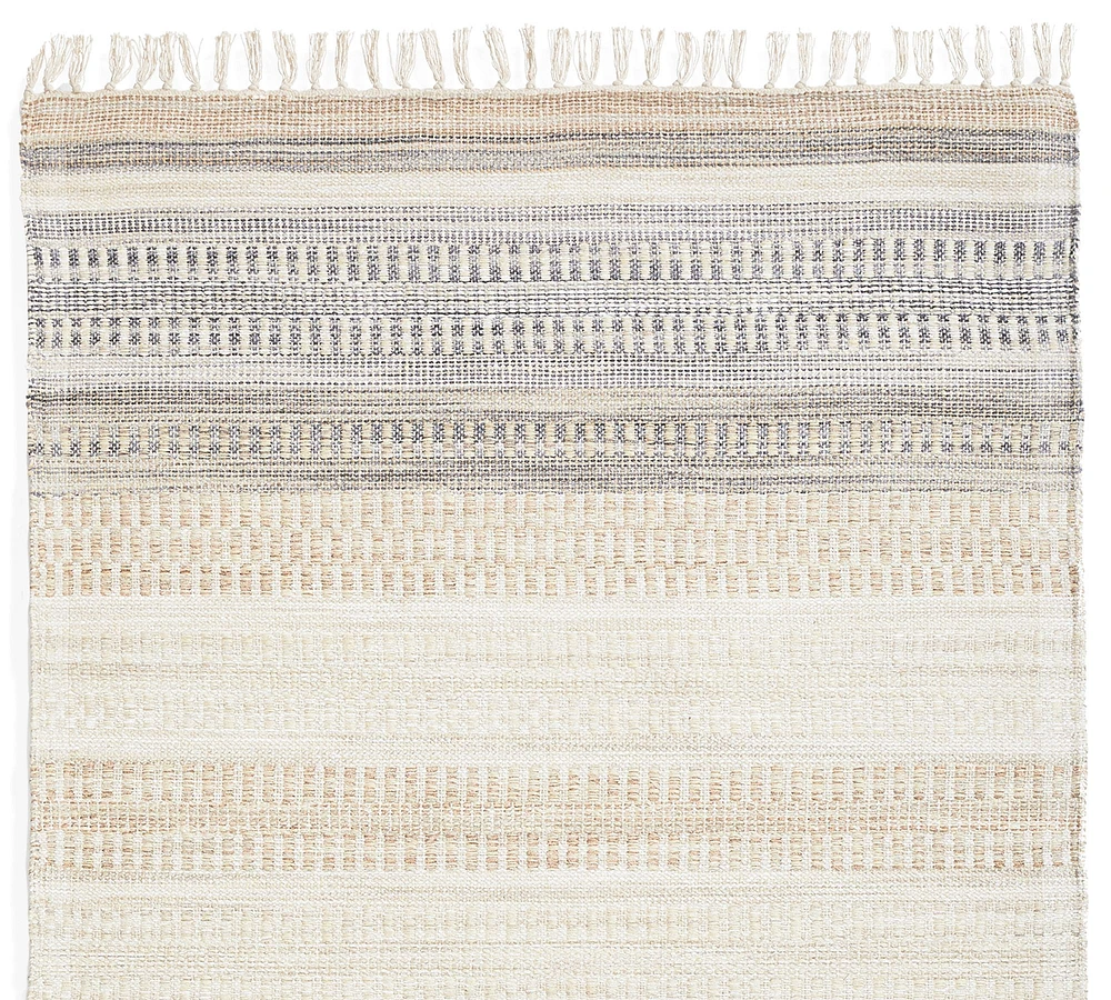 Marina Rug Swatch - Free Returns Within 30 Days