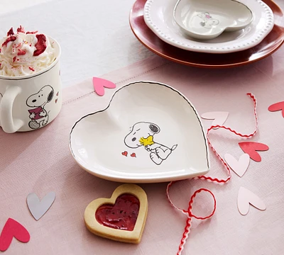 Peanuts Snoopy™ Hearts Stoneware Serving Platter