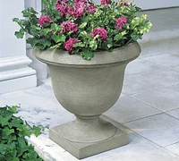 Loessa Urn Planter