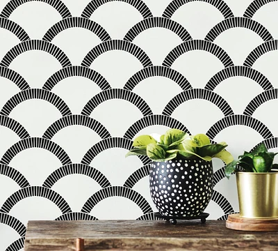 Mosaic Scallop Black/Cream Removable Wallpaper