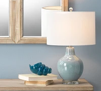 Bantam Ceramic Table Lamp (22")