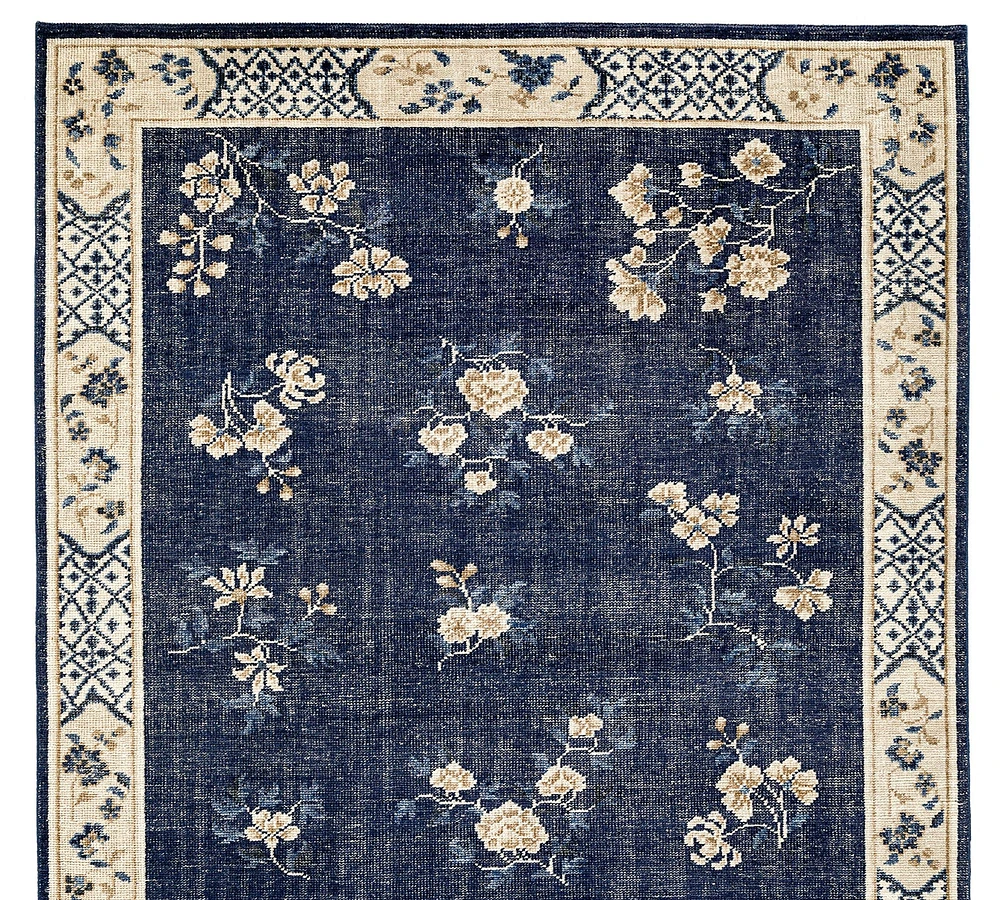 Open Box: Claire Hand-Knotted Wool Rug