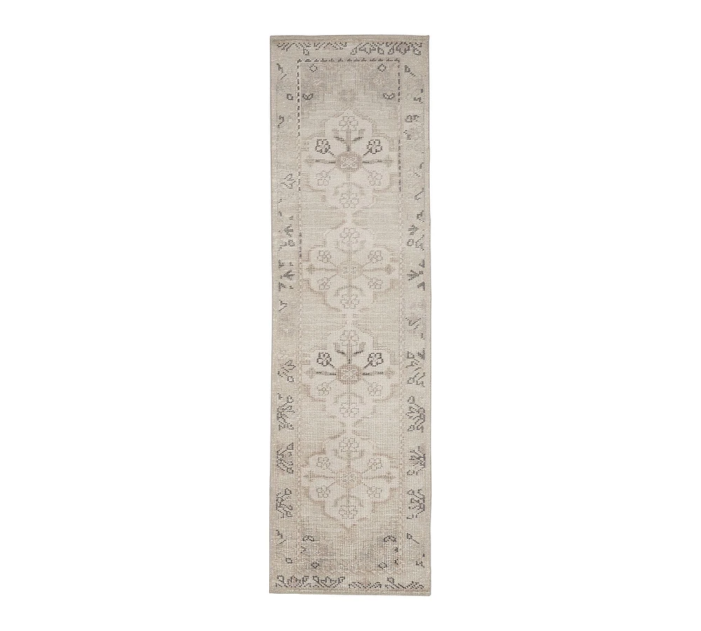 Aurelia Hand-Knotted Wool Rug