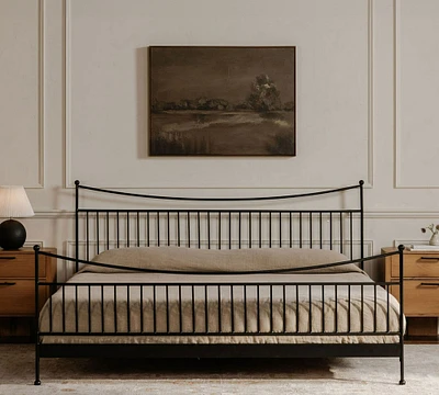 Quimbly Metal Platform Bed