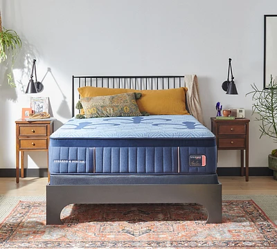 Stearns & Foster® Lux Hybrid Mattress (14"-14.5"h)