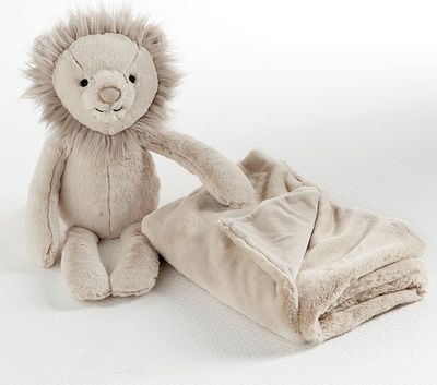 Plush Lion Stuffed Animal and Blanket Set