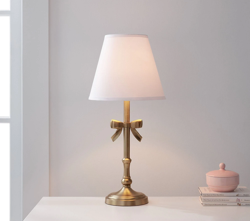 Ava Ribbon Table Lamp (20")