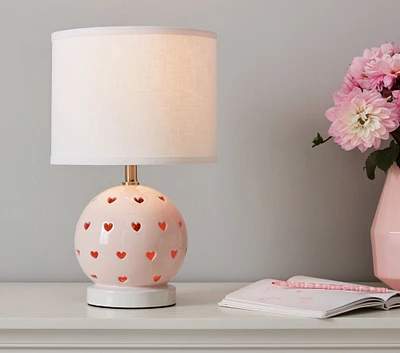 Ceramic Heart Cutout 3-Way Table Lamp (16")