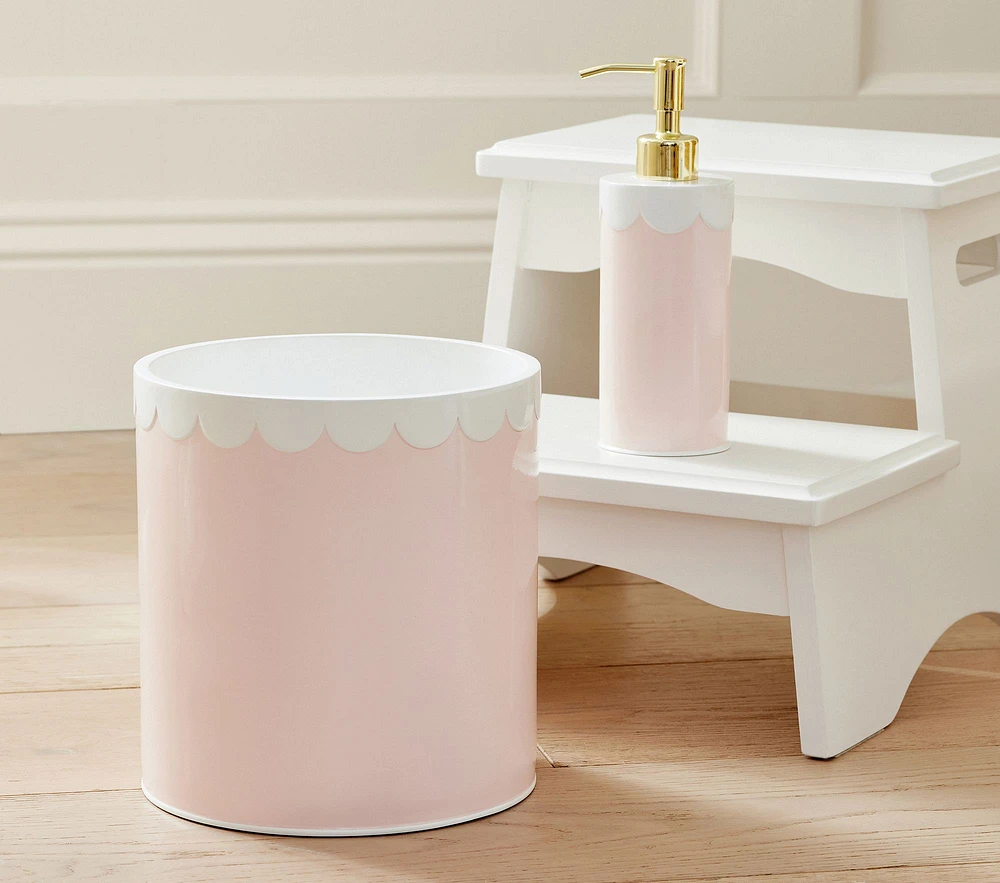 Pink Scalloped Bath Accessories