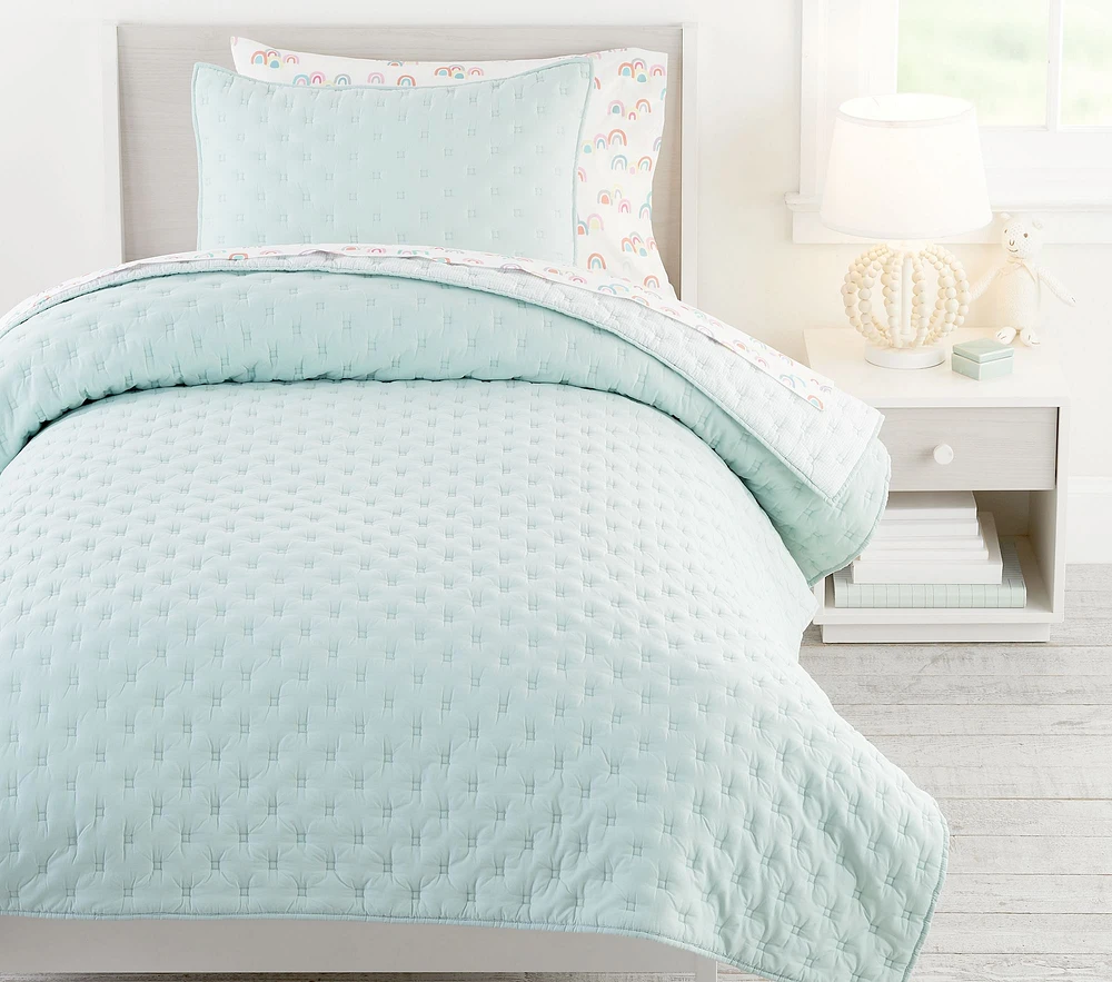 Square Stitch Quilt & Shams