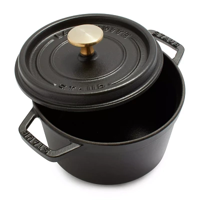 Staub Round Dutch Oven