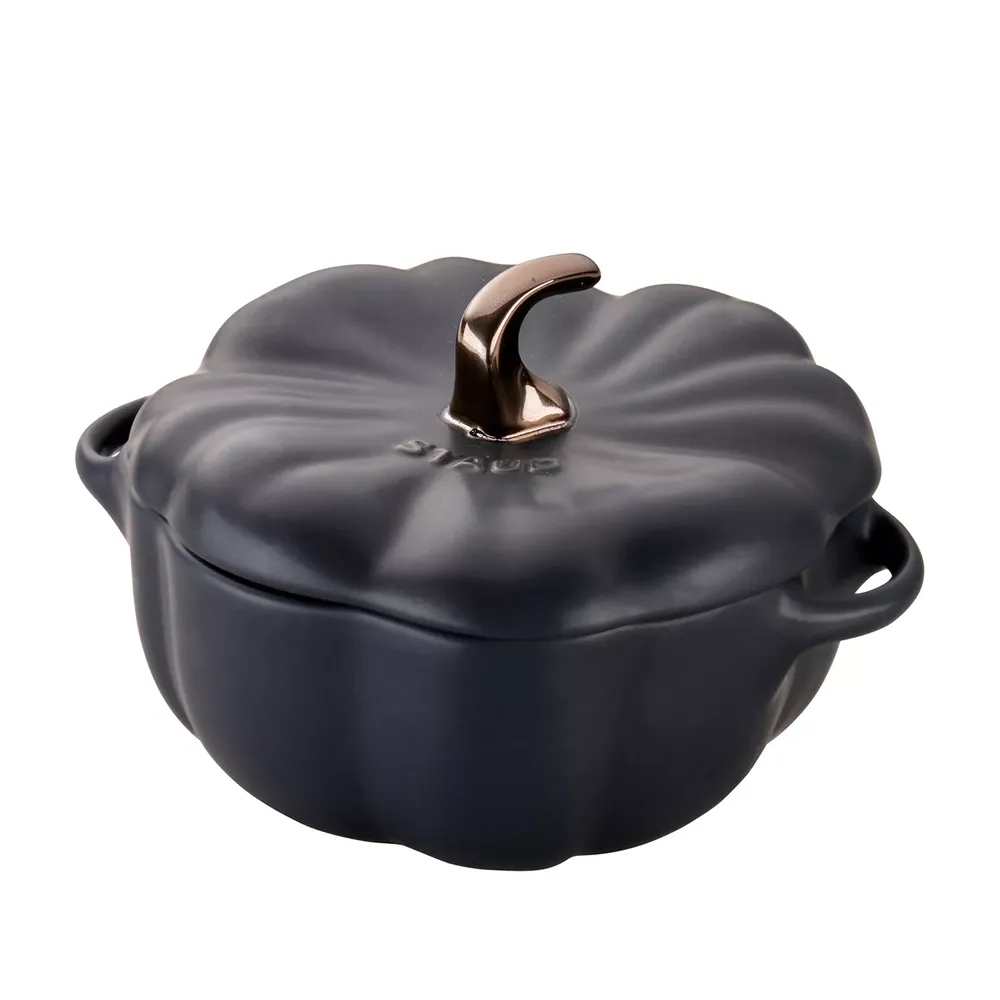 Is Selling A Staub Pumpkin-Shaped Cast Iron Cocotte