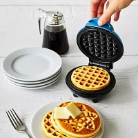 Dash Snowflake Mini Waffle Maker