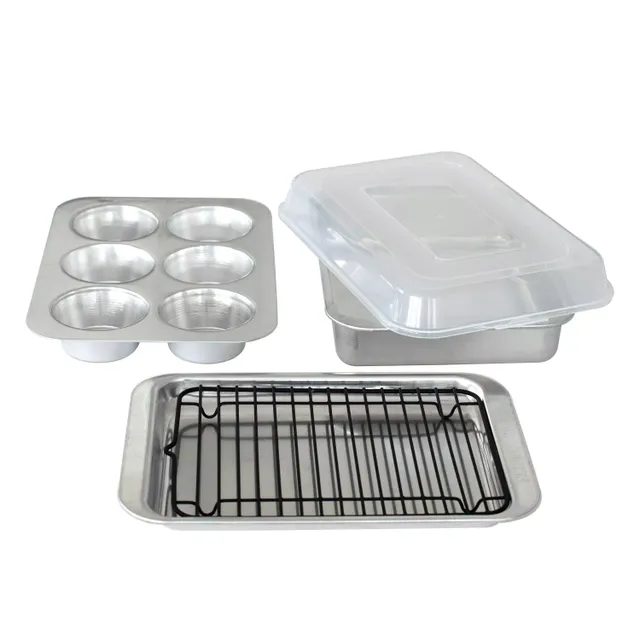Nordic Ware Naturals Quarter Sheet with Oven-Safe Nonstick Grid