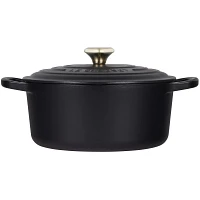 Le Creuset Round Dutch Oven with Heart Knob, 3.5 qt.