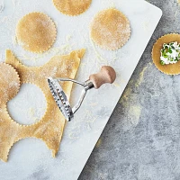 Eppicotispai Round Ravioli Stamps