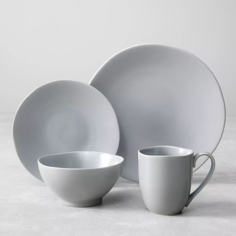 Fortessa Heirloom 16-Piece Dinnerware Set