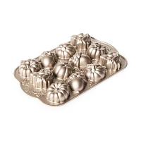 Nordic Ware Autumn Delights Cakelet Pan