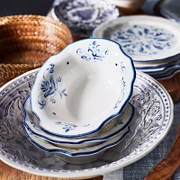 Sur La Table La Maison Française 16-Piece Dinnerware Set