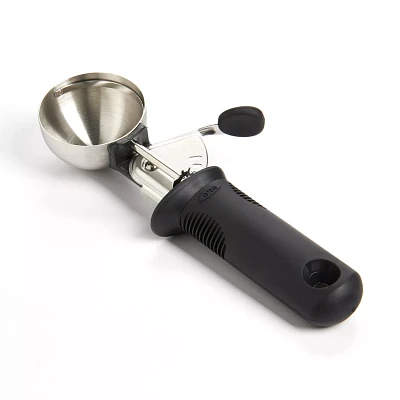 OXO Good Grips Trigger Scoop