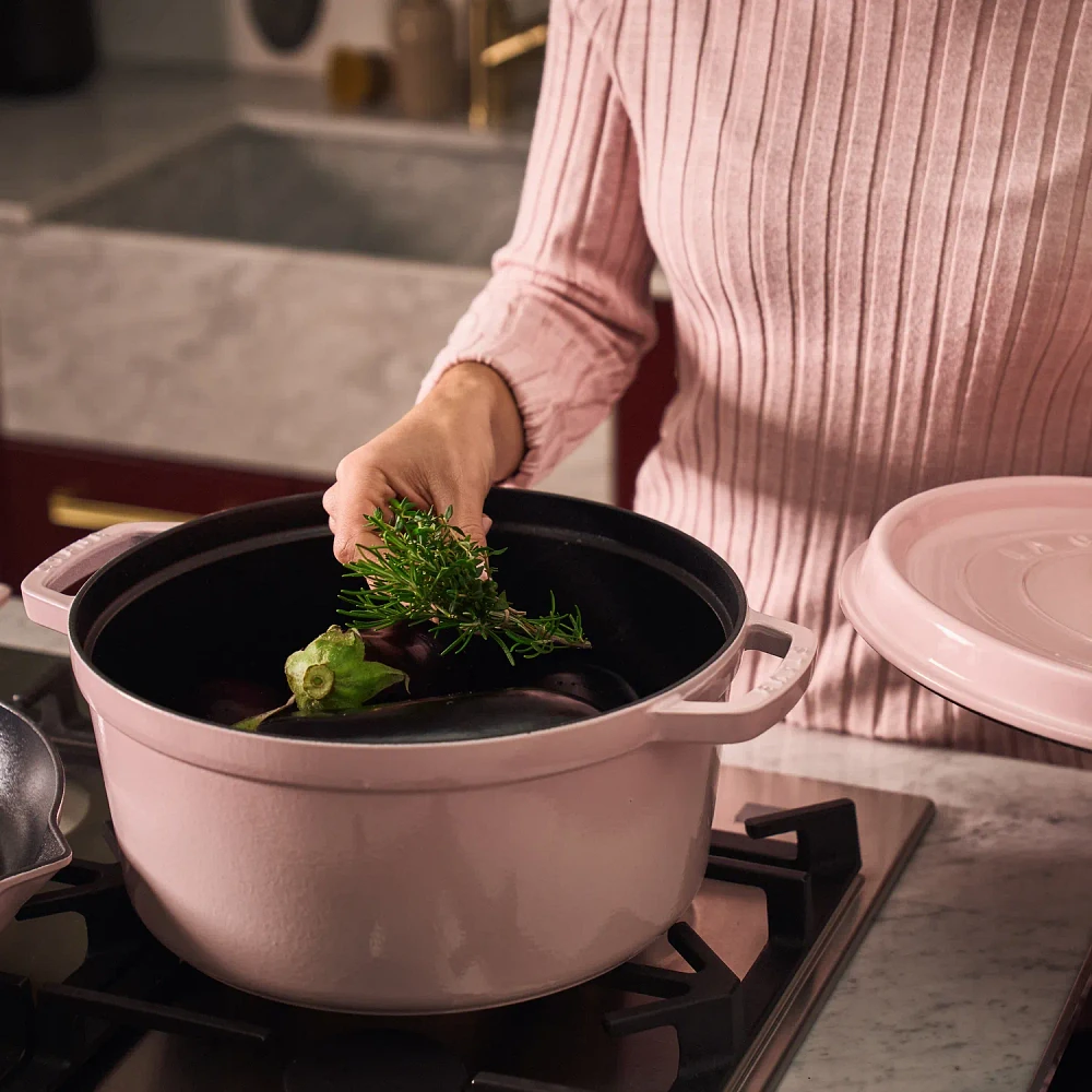Staub Round Dutch Oven