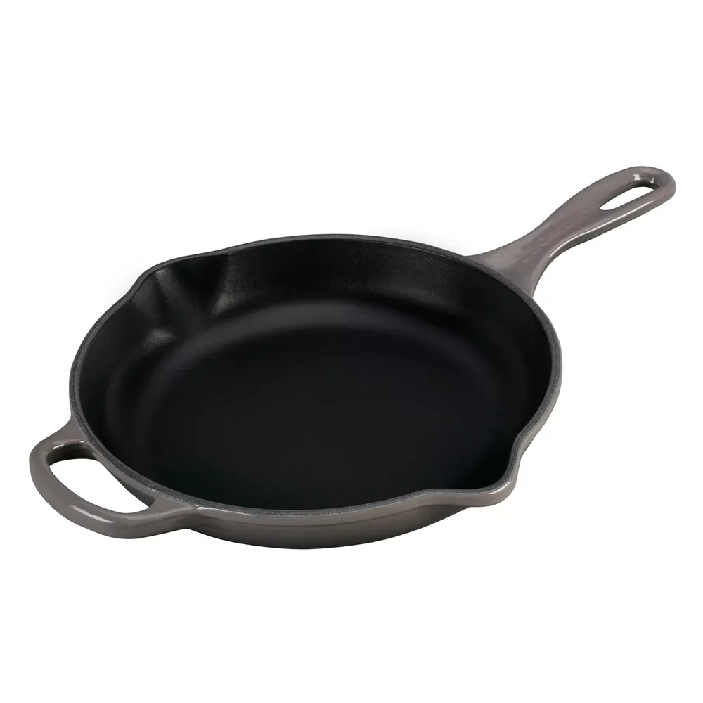 Le Creuset Signature Cast-Iron Skillet