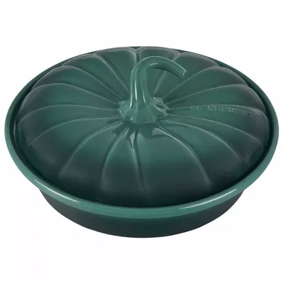 Le Creuset Pumpkin Pie Dish with Lid