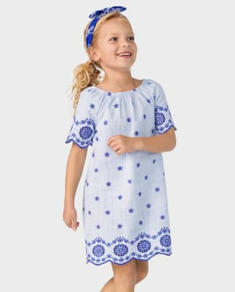 Fille Maman et moi Eyelet Shift Robes - Bon Voyage