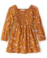 Robe smockée à fleurs maman et moi pour bébé toute-petite fille