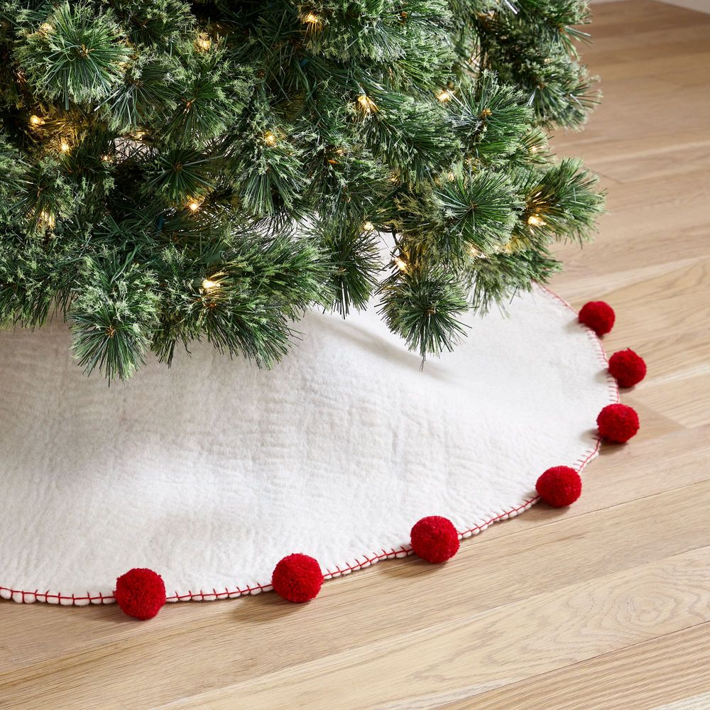 West Elm Pom Pom Felt Tree Skirt - White & Red | West Elm | Pike and Rose