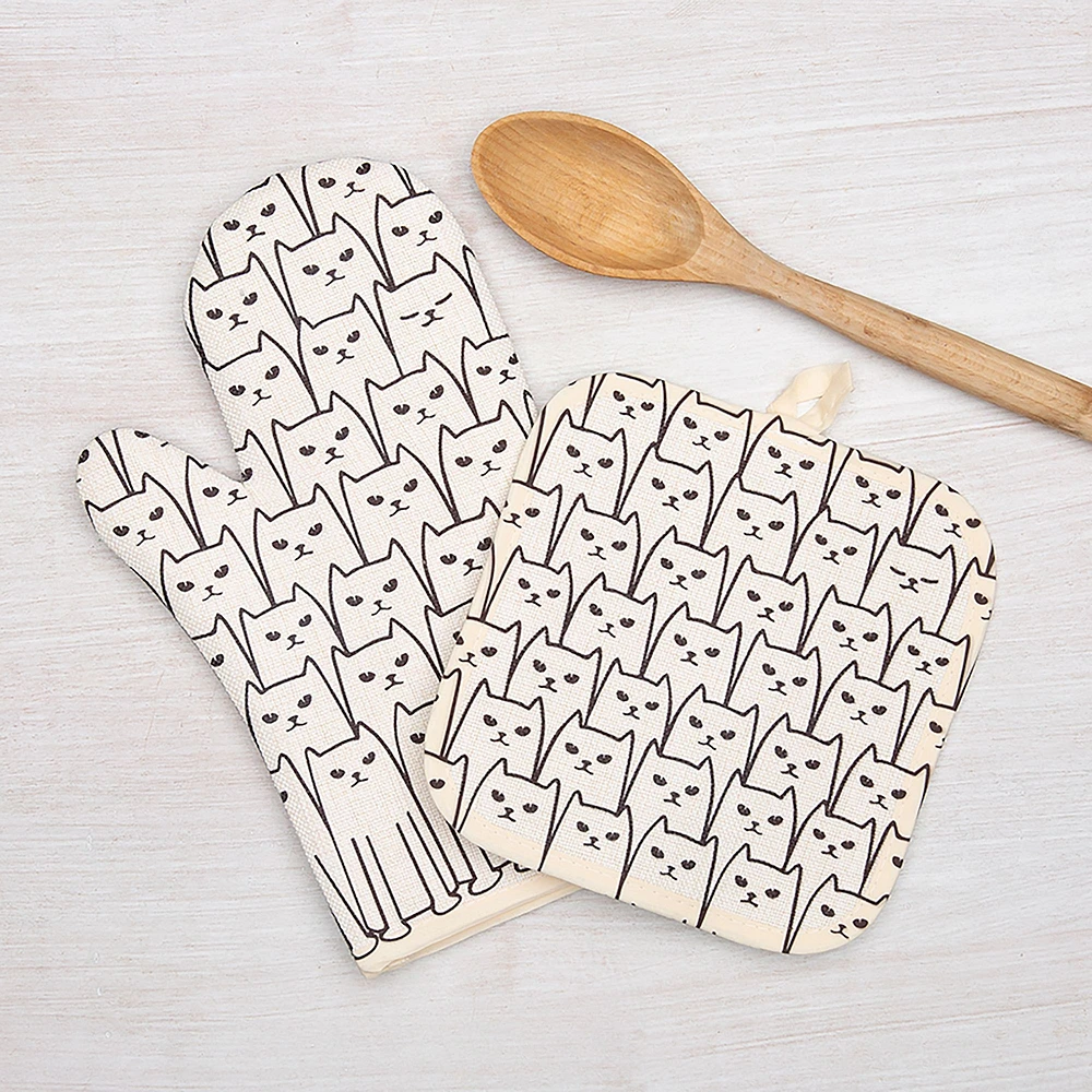 Counter Couture Cat Oven Mitt & Pot Holder | West Elm