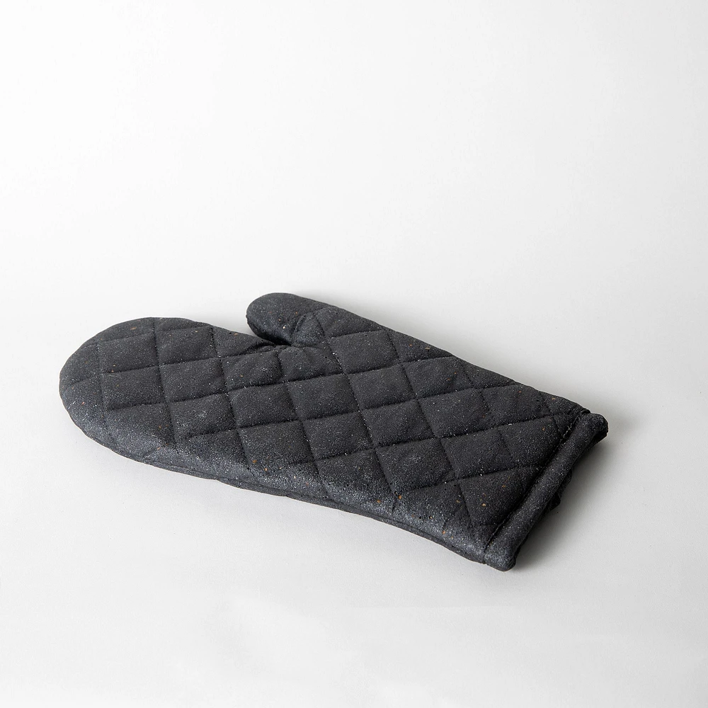 Pretti.Cool Oven Mitt Trivet | West Elm