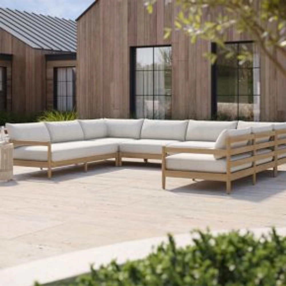 Hargrove Outdoor 131.5in Piece U Shaped Sectional