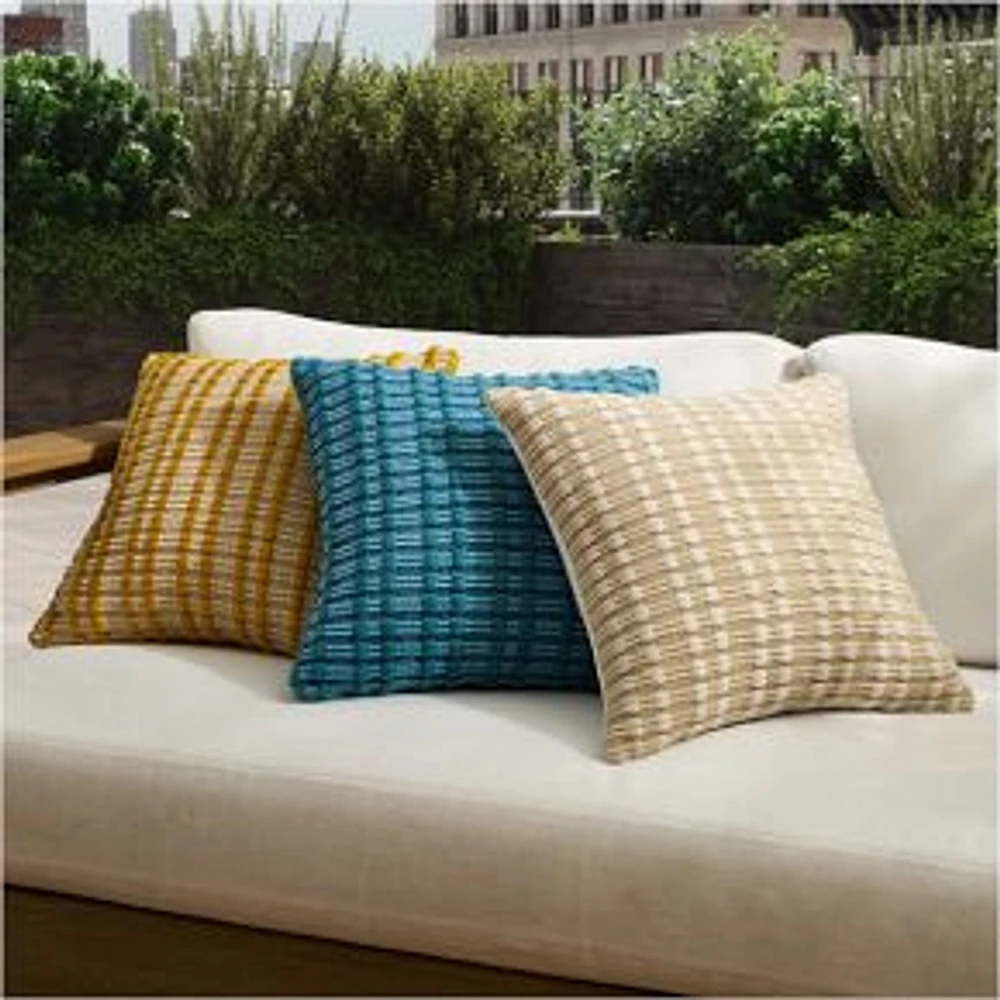 Outdoor Chunky Linear Pillow, 20x20, Alabaster