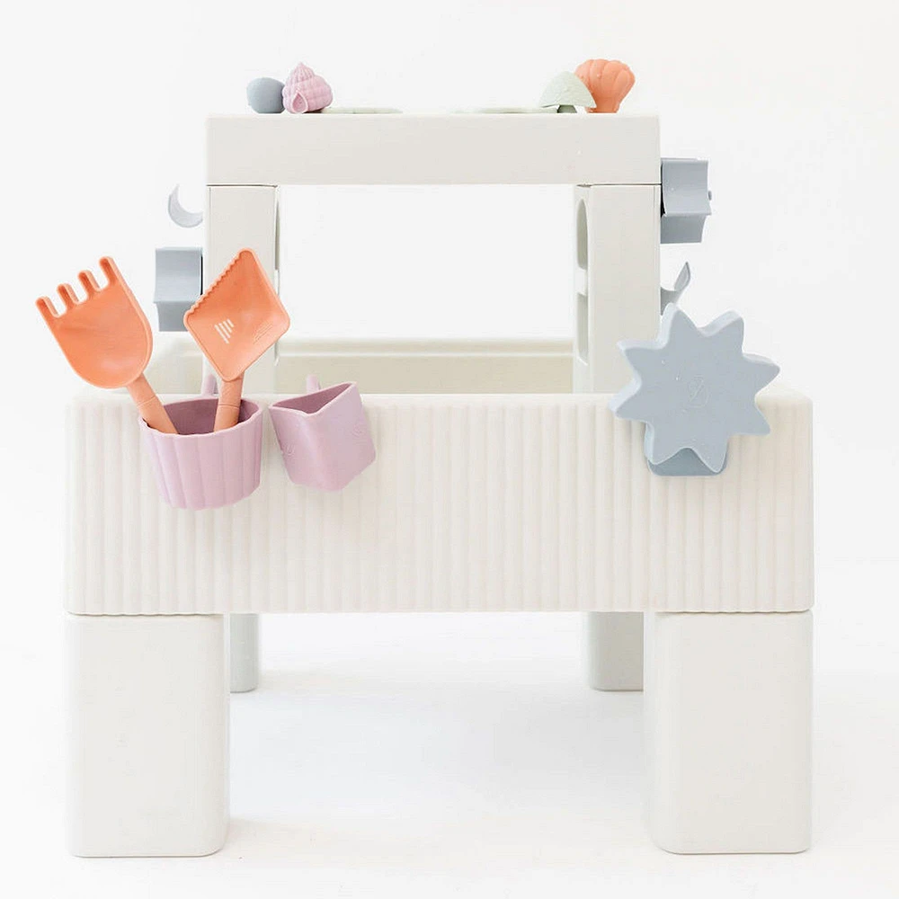 Smol Tide Water & Sensory Table | West Elm