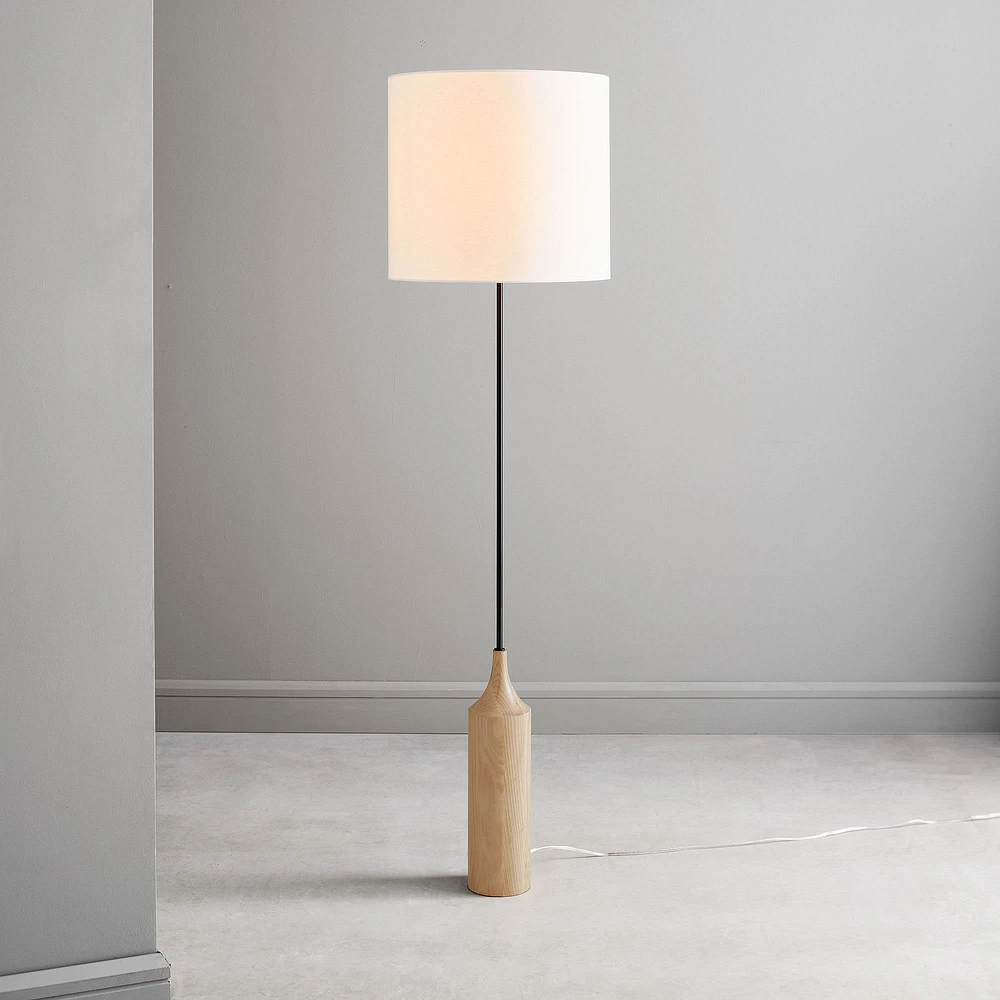 Hudson Floor Lamp Natural Ash, Dark Bronze (68")