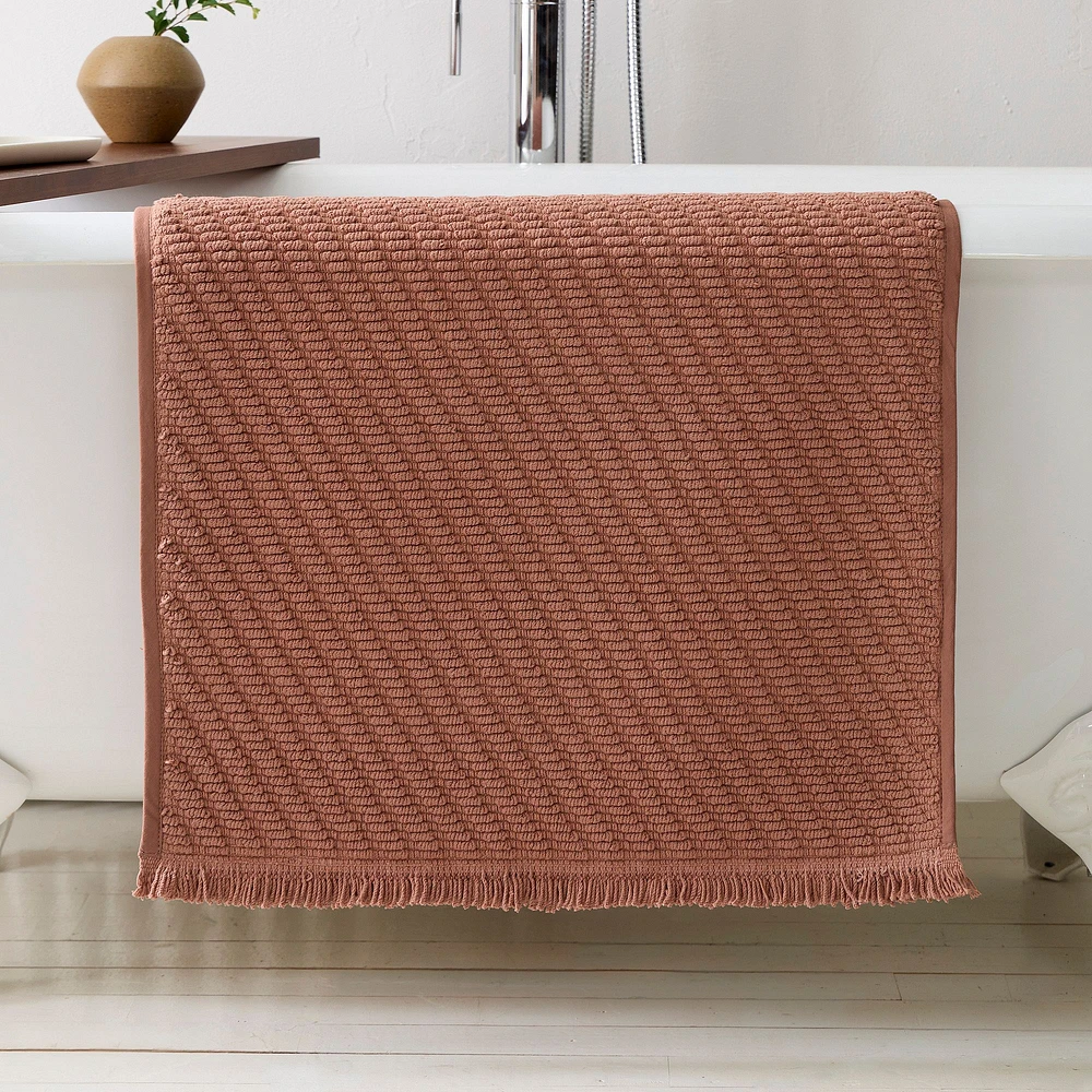 Diagonal Ribbed Bath Mat, 21x34, White