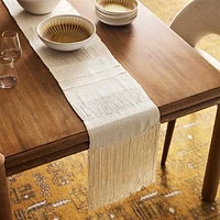 Tallo de Olivo Threads Table Runner