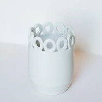 Sierra Vase, White