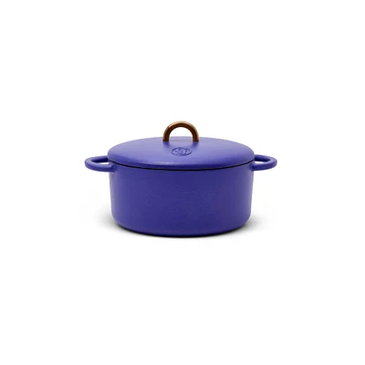 3.5 Quart Round Cast-Iron Dutch Oven Blueberry