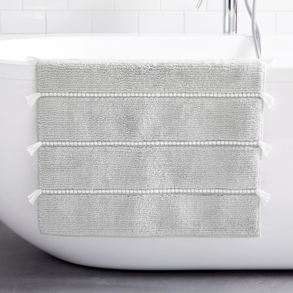 Open Box: TasselStripeBathMat