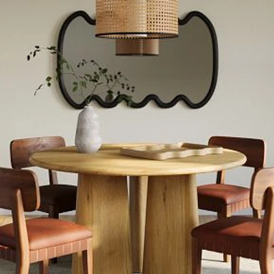 Hadleigh Round Sculpted Oak Dining Table