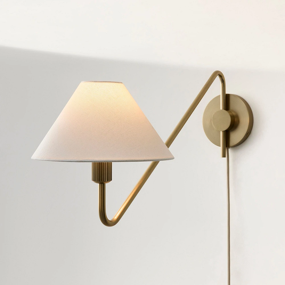 Beatrix Long Arm Pivot Sconce, 25", Champagne